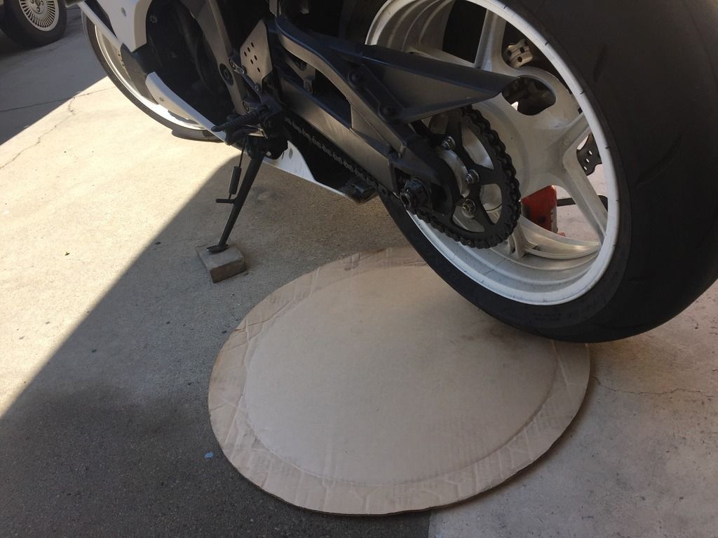 How To Lube Chain without stands (Poor man's Lube) Kawasaki Ninja ZX